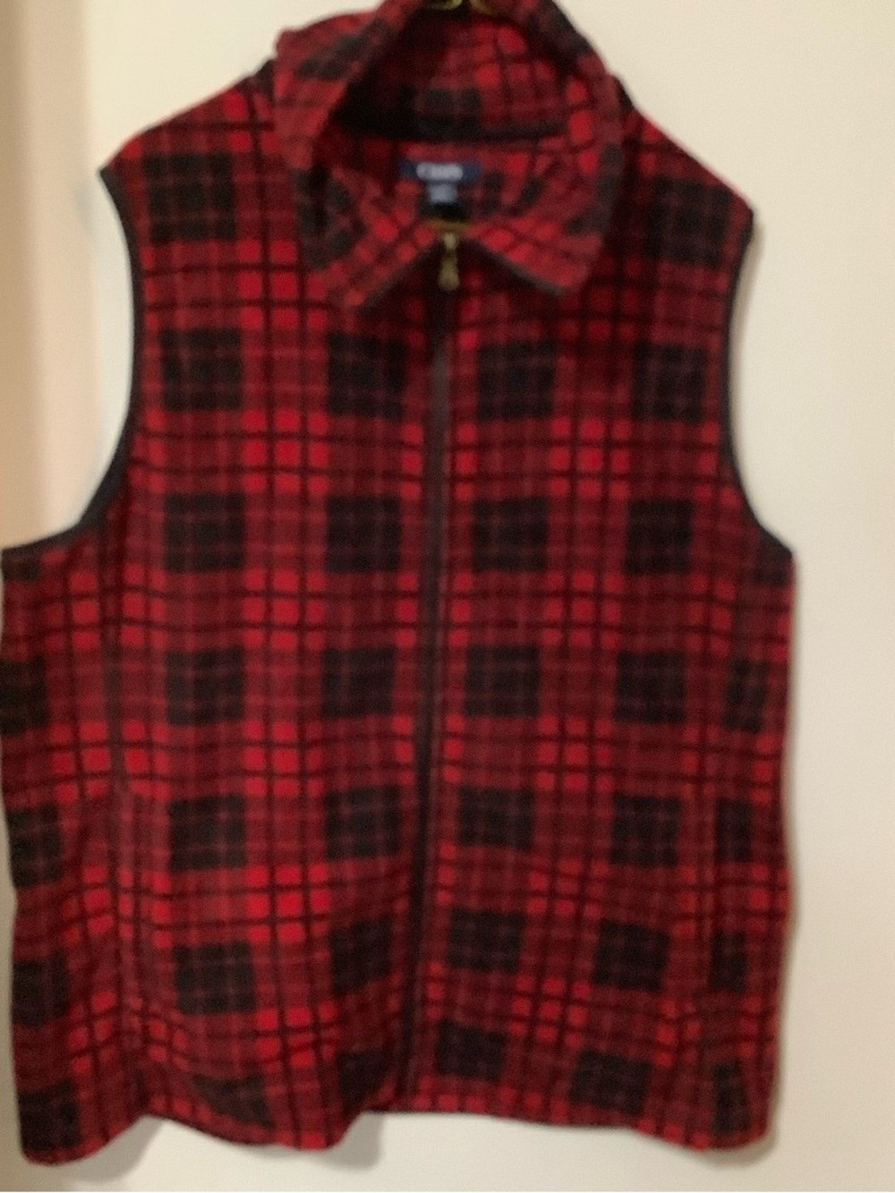 CHAPS: Red & Black Plaid Fleece Zip Vest